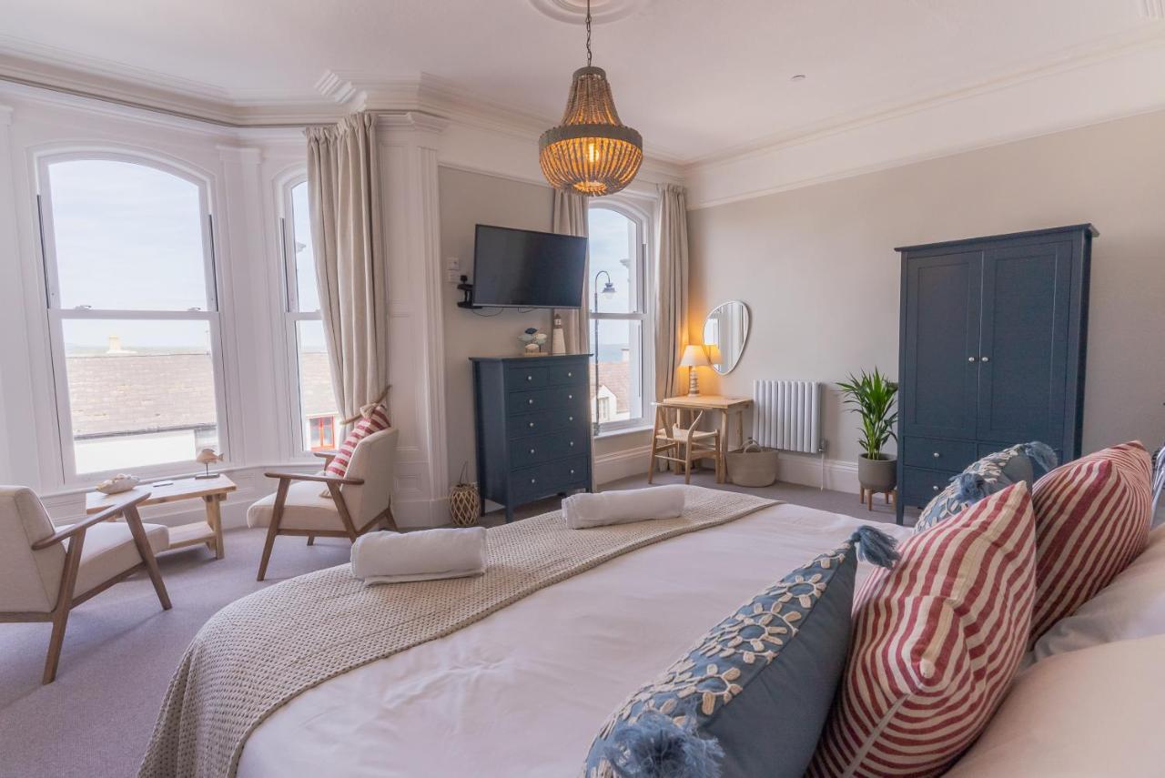 Carrick Rooms Port Saint Mary ภายนอก รูปภาพ