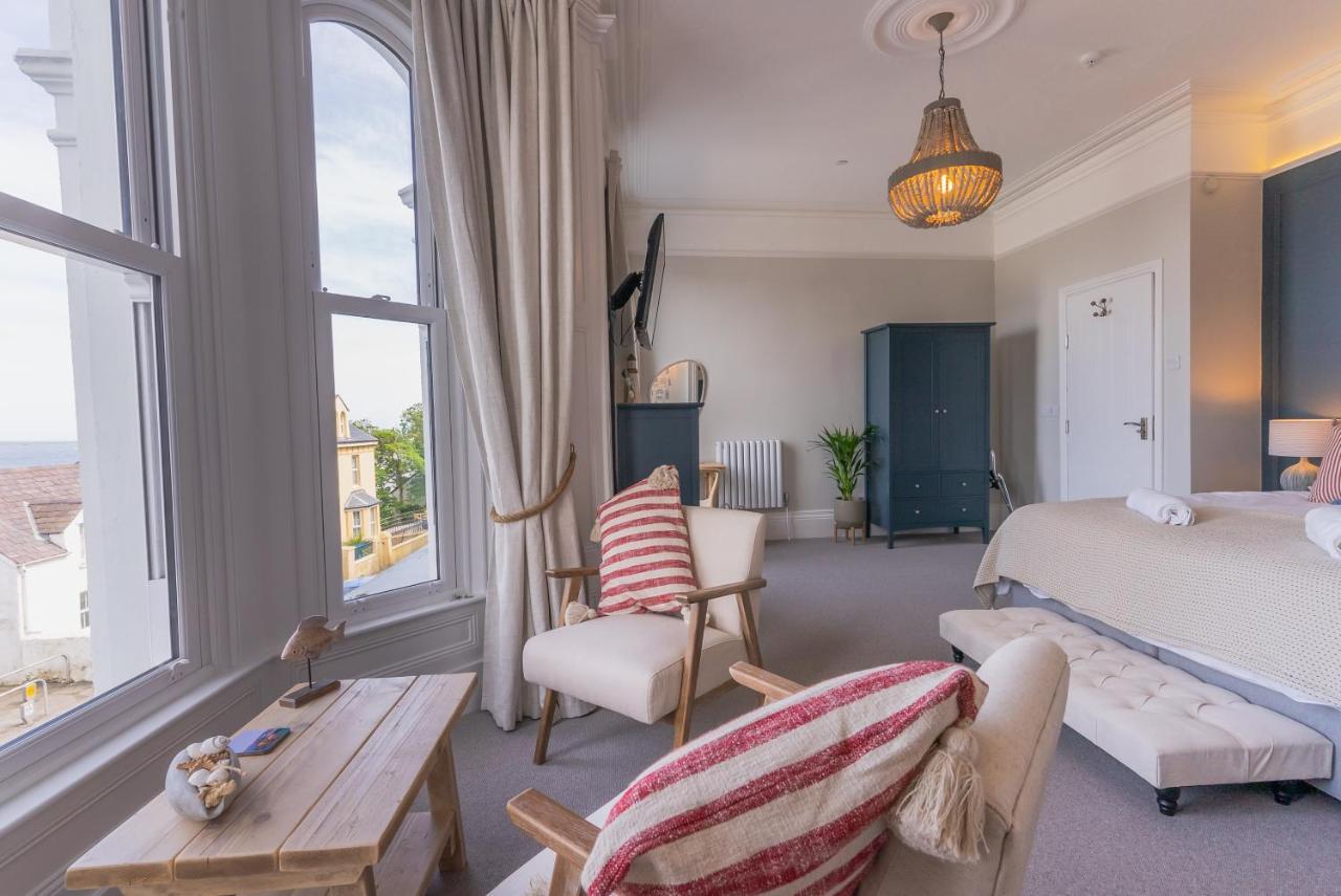 Carrick Rooms Port Saint Mary ภายนอก รูปภาพ