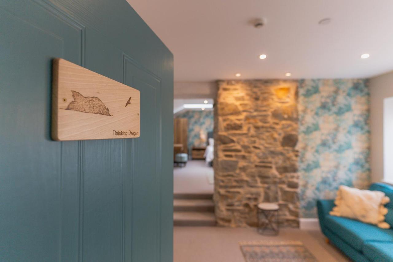 Carrick Rooms Port Saint Mary ภายนอก รูปภาพ